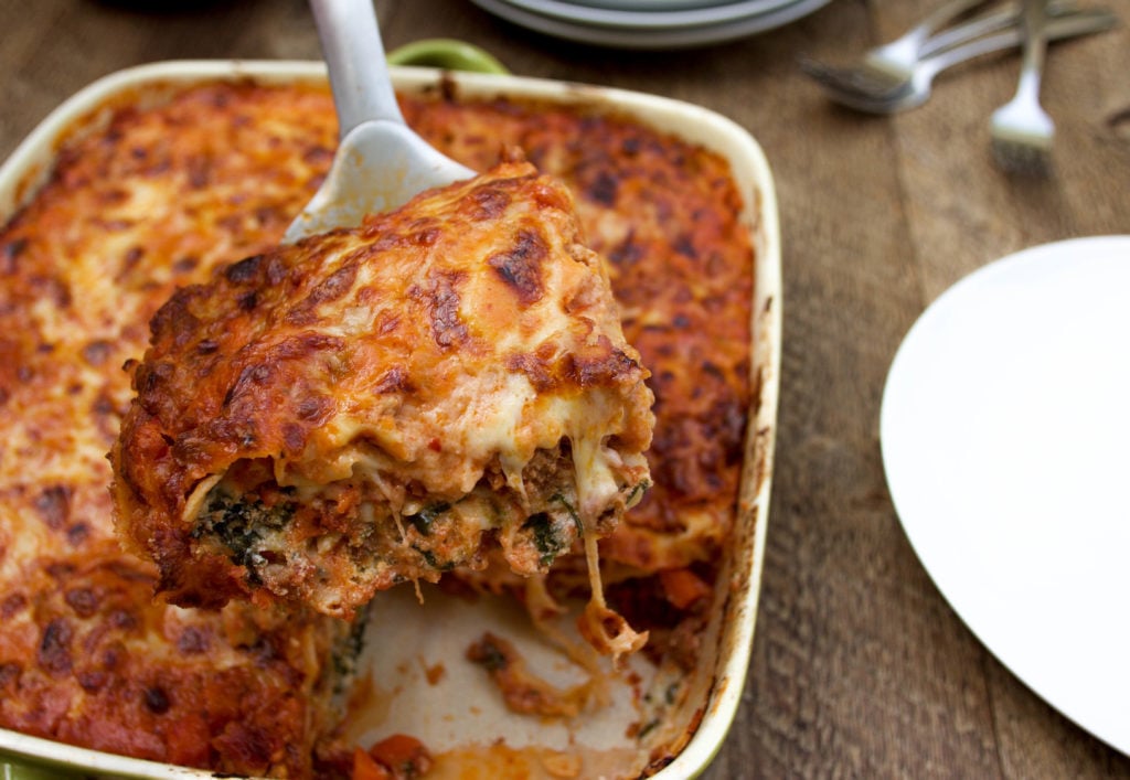 This is seriously the best lasagna you will ever try! With fresh pasta, flavor-packed bolognese sauce, a ricotta-spinach mixture, and cheesy béchamel sauce, this is the ultimate lasagna recipe! | Lasagna | Lasagne | Lasagna Bolognese | Lasagna Recipe | Best Lasagna | The Best Lasagna | The Best Lasagna Recipe | Lasagna with Fresh Pasta | Lasagna with Béchamel | Lasagna with Spinach | Lasagna with Ricotta | Lasagna with Homemade Pasta | Meat Lasagna | Lasagna with Bolognese Sauce | Lasagna with Meat Sauce | Homemade Lasagna | Authentic Lasagna | Classic Lasagna