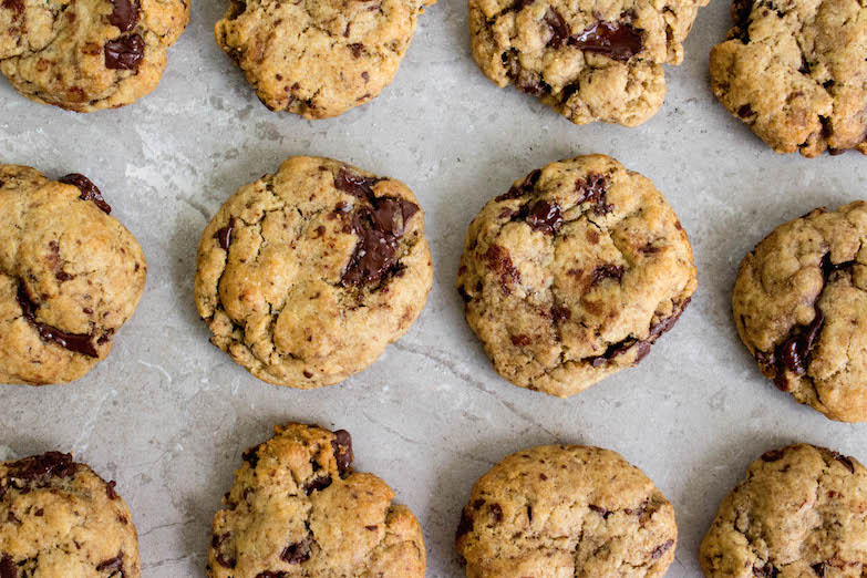 This is the best vegan chocolate chip cookies recipe. Sweet, salty, perfectly chewy, it includes all of the traditional ingredients, without eggs or butter.