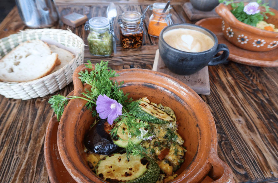 coffee and breakfast in Cholula