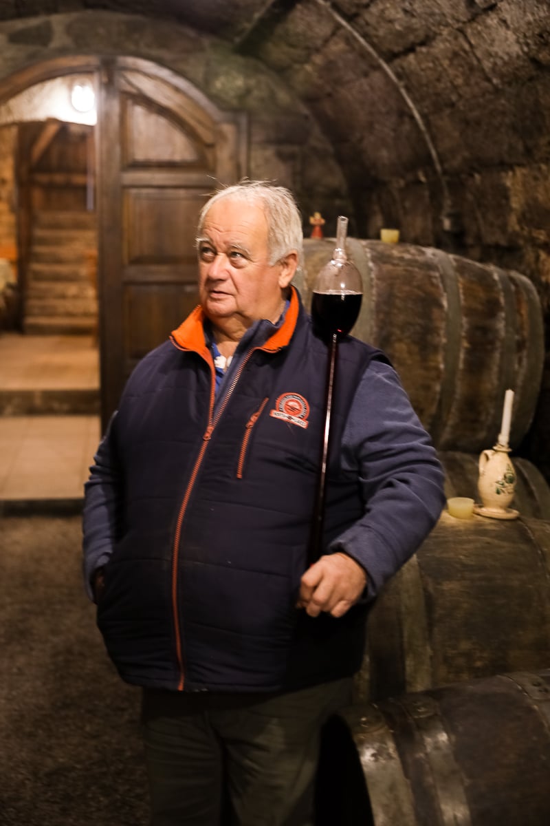 The grandfather winemaker at Vizi Pincészet