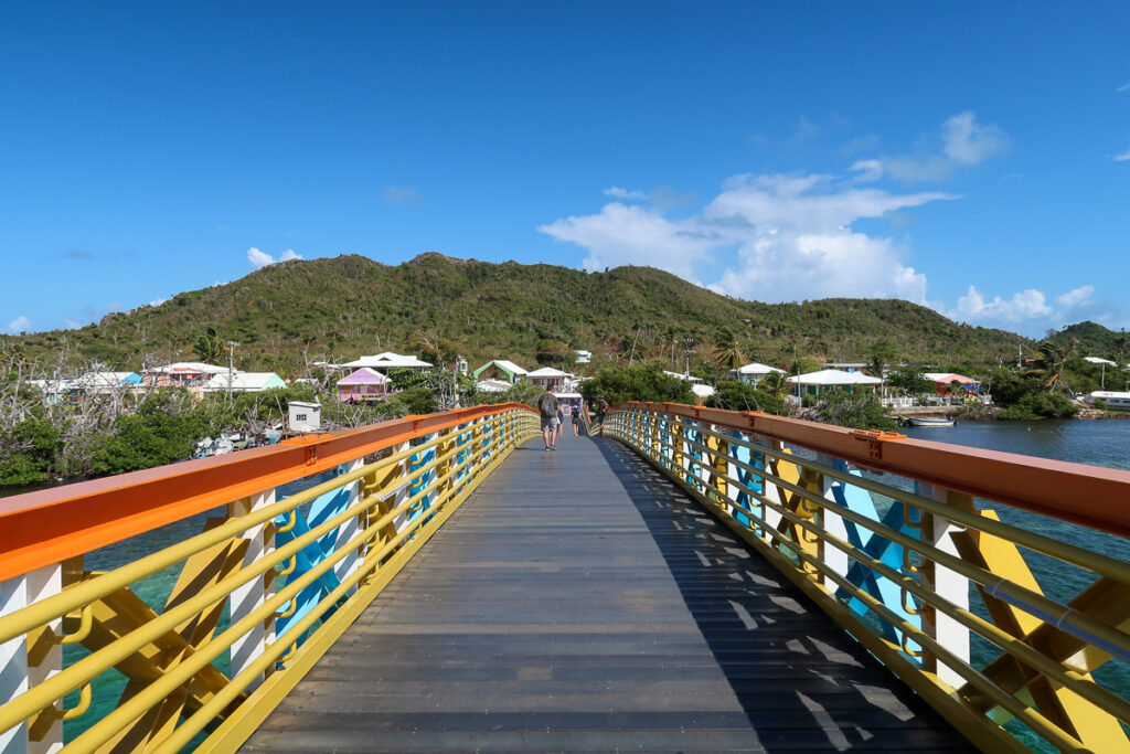 Colorful Lovers' Bridge connecting the islands of Providencia and Santa Catalina