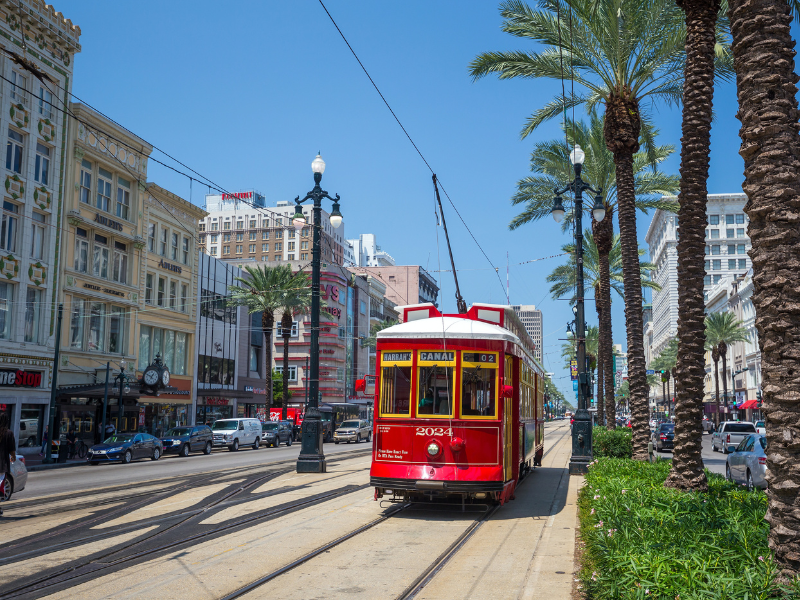 A streetcar in New Orleans - exploring the Warehouse District and Garden District via streetcar is a must-do activity during 3 days in New Orleans