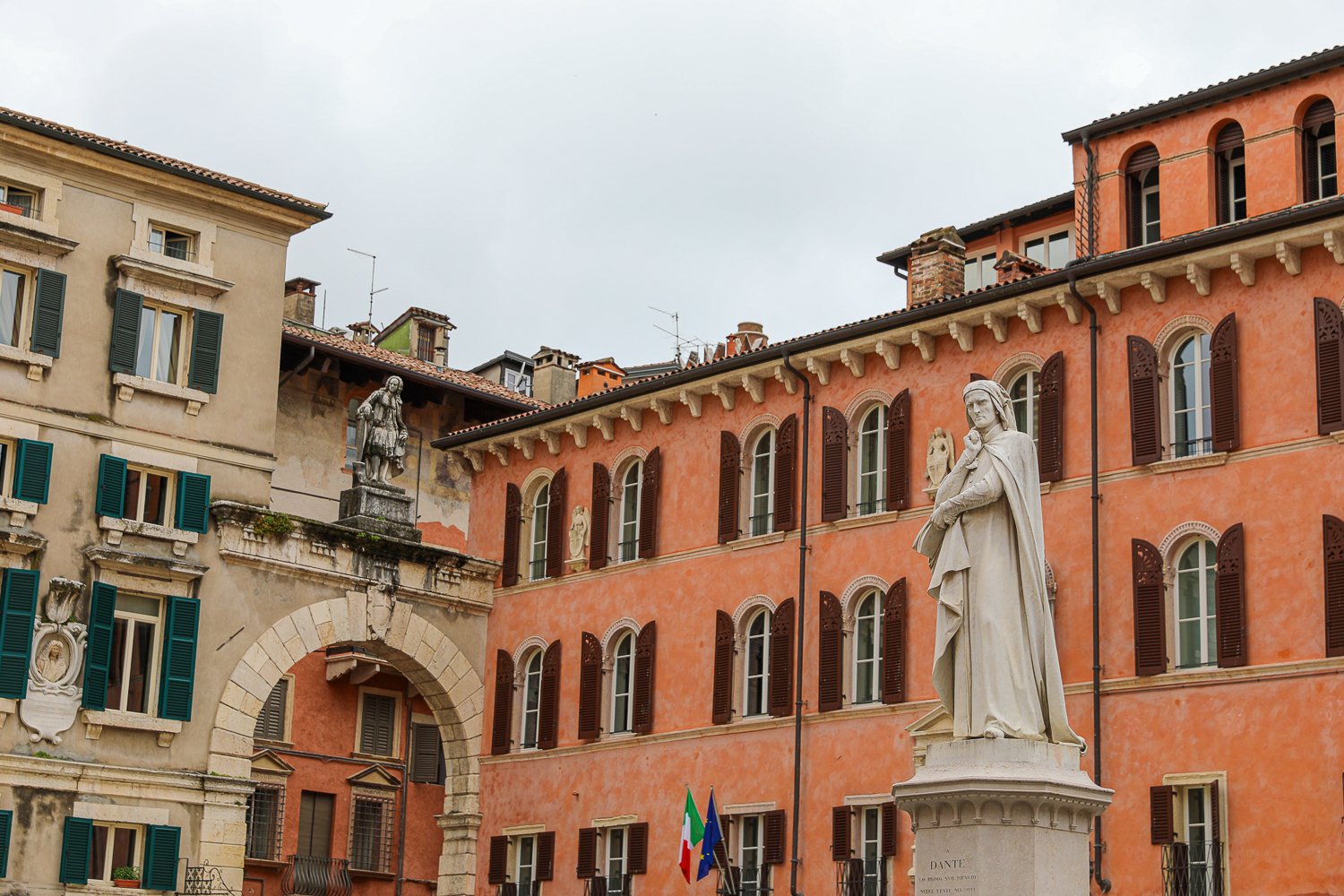 Statue of Dante Alighieri at Piazza dei Signori, a must-include attraction in your 48 hour itinerary in Verona