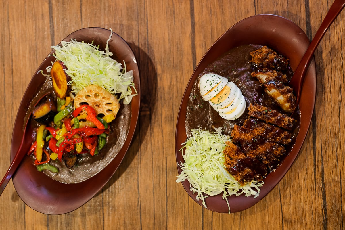 Japanese curry at Kanazawa Curry Laboratory. Wondering what to eat at Omicho Market? This curry house offers customizable curry to suit your needs.