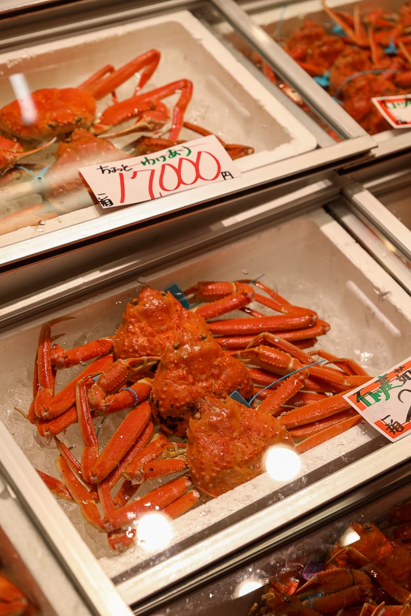 Crabs for sale at Omicho Market, where you can find ingredients for the cuisine of Kanazawa