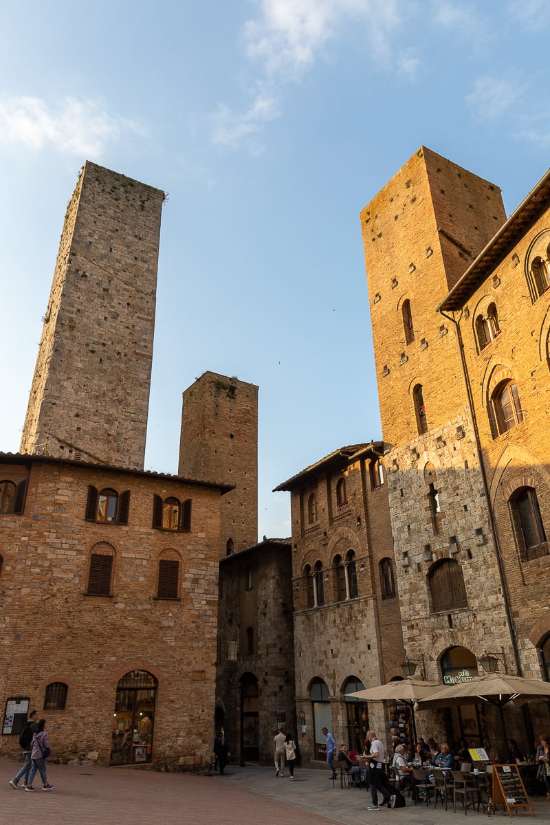 Medieval stone towers and piazza in San Gimignano, the “Manhattan of Tuscany”