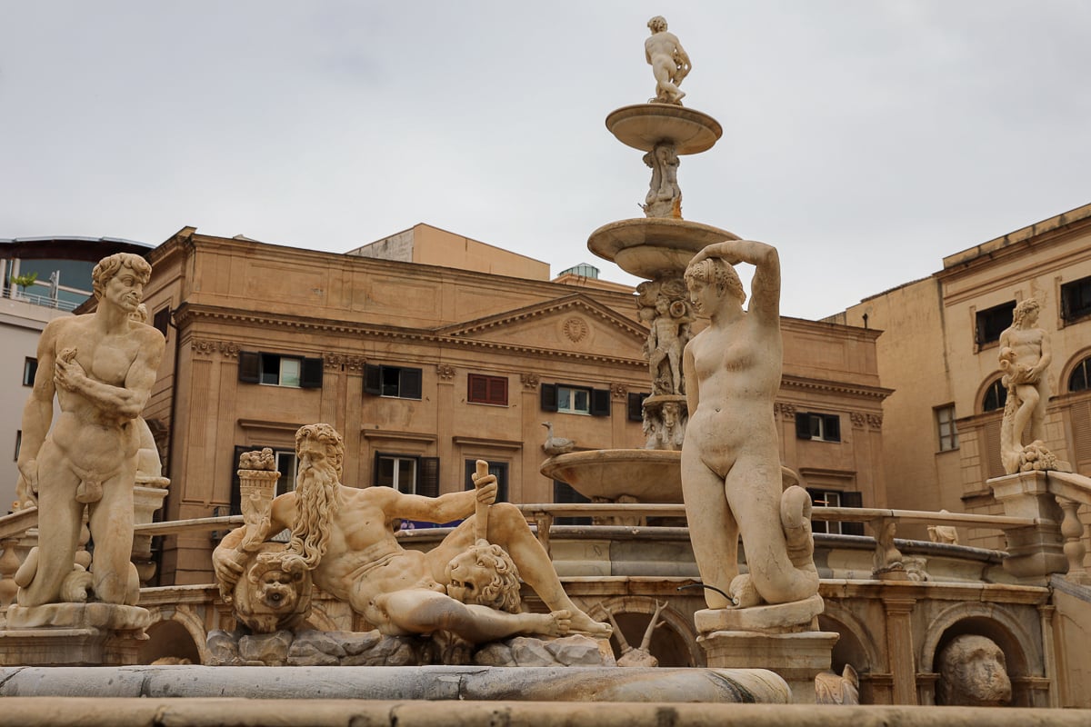 Marble statues and fountain in Piazza Pretoria (Fontana Pretoria) in Palermo, Sicily